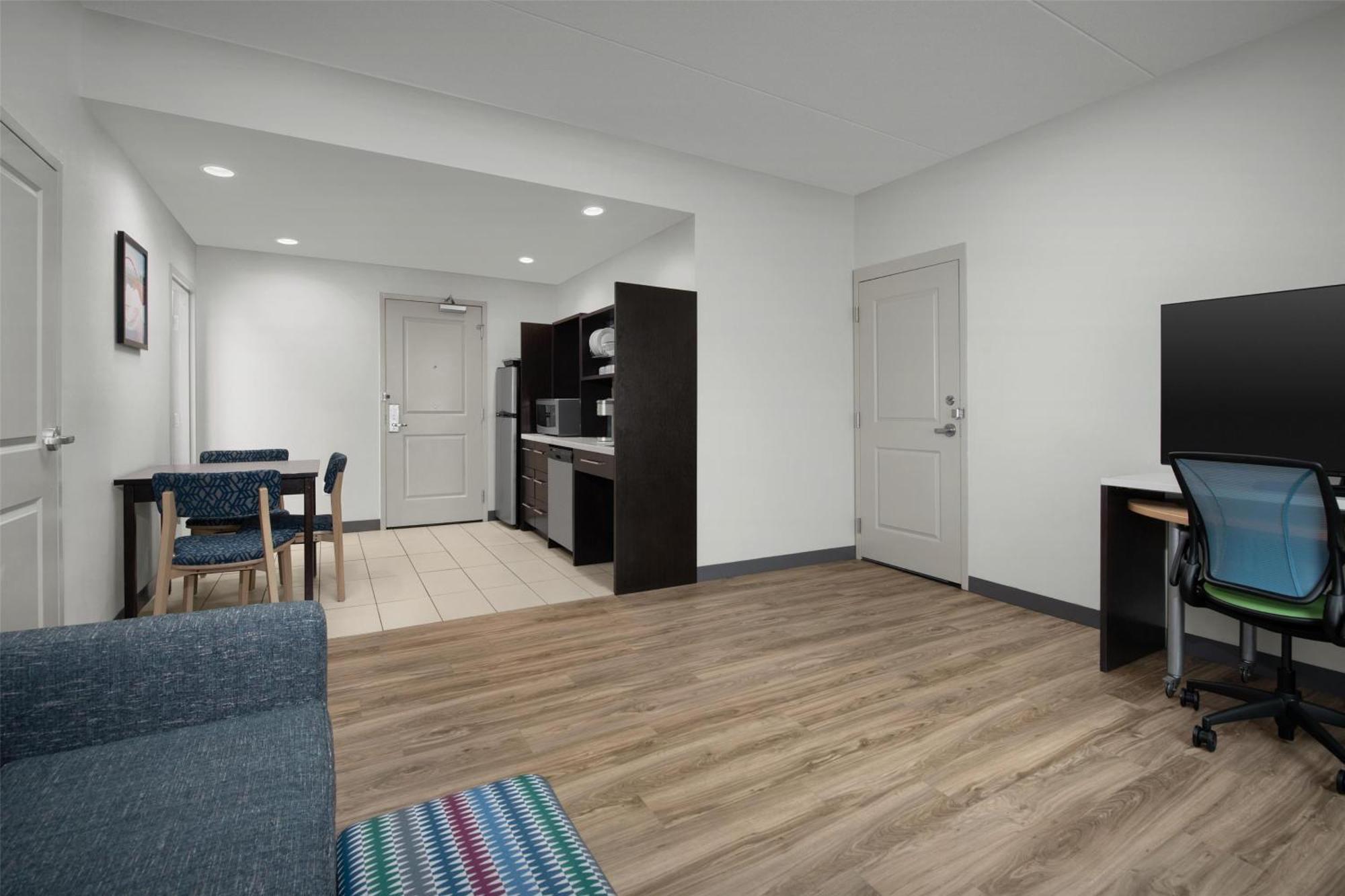 Home2 Suites Nashville Airport Exterior photo
