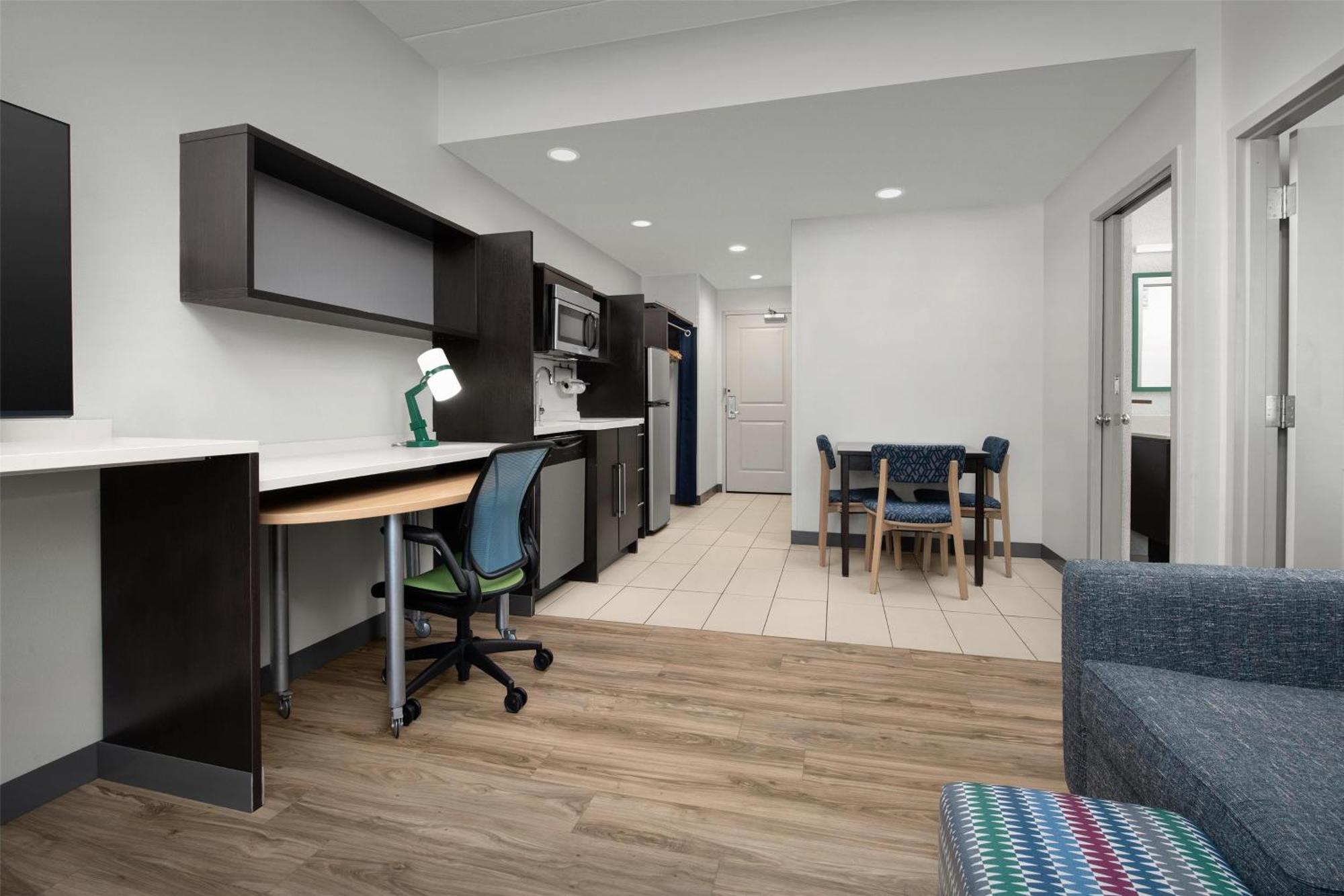 Home2 Suites Nashville Airport Exterior photo