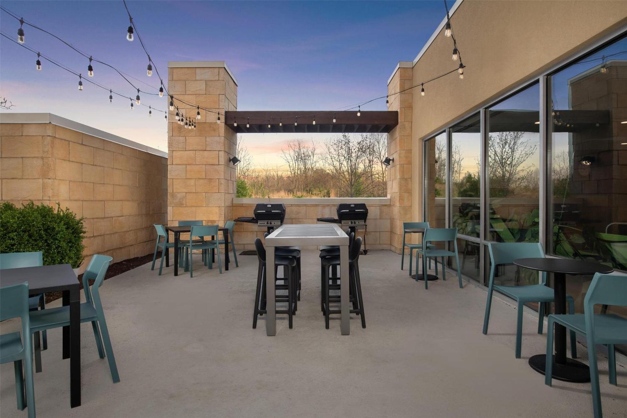 Home2 Suites Nashville Airport Exterior photo
